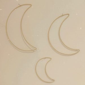 Lune en laiton tressé